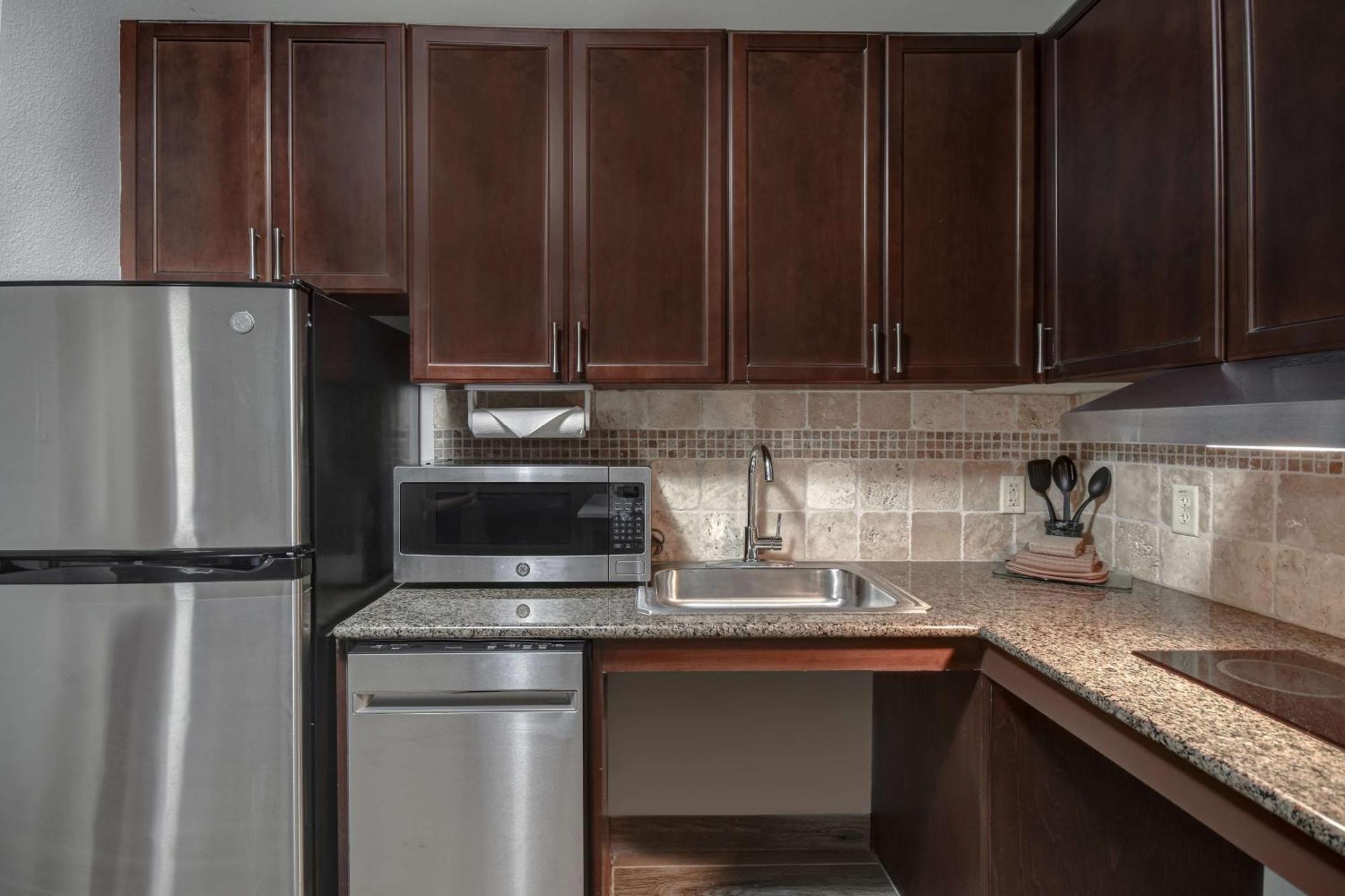 Hotel Homewood Newport News - By Hilton